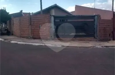 Casa térrea à venda com 2 quartos em jardim araucária, são carlos - sp