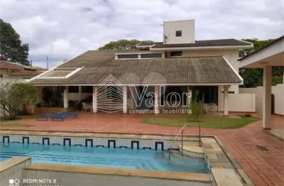 Casa à venda com 6 quartos, sendo 2 suítes,  no centro, são carlos - sp