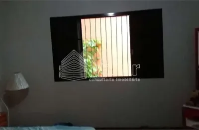 Casa à venda com 3 quartos, sendo 1 suíte,  em parque santa marta, são carlos - sp