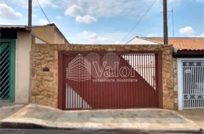 Casa à venda com 3 quartos, sendo 1 suíte,  em jardim medeiros, são carlos - sp