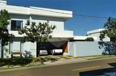 Casa  à venda com 3 quartos, sendo 3 suítes,  no condomínio damha iii, são carlos - sp