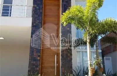 Casa  à venda com 3 quartos, sendo 1 suíte,  no condomínio quebec, são carlos - sp