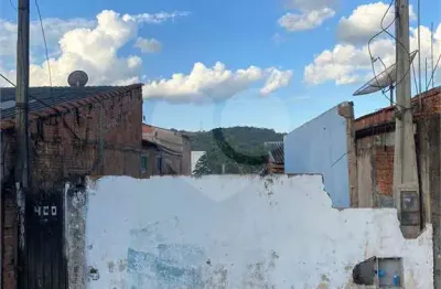 Terreno à venda na Rua Francisco Cereda, Cidade Aracy, São Carlos