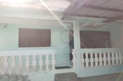 Casa térrea à venda com 2 quartos, sendo 1 suíte,  em parque sisi, são carlos - sp
