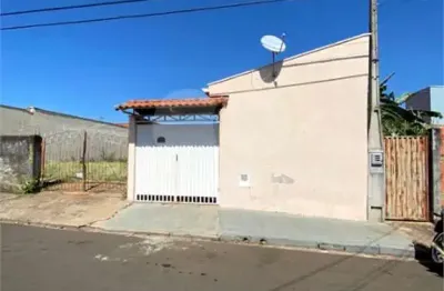 Casa com 1 quarto à venda na Rua Byron Ortiz de Araújo, Vila Jacobucci, São Carlos
