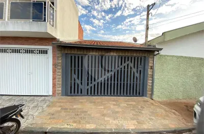 Casa à venda com 2 quartos, sendo 1 suíte,  em vila carmem, são carlos - sp