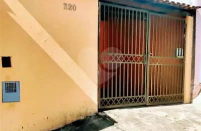 Casa à venda com 2 quartos, sendo 1 suíte,  em cidade aracy, são carlos - sp