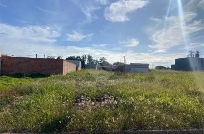 Terreno à venda na Rua Belarmino Bueno de Oliveira, Jardim do Bosque, São Carlos
