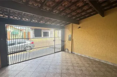 Casa térrea à venda com 2 quartos, sendo 1 suíte,  em parque primavera, são carlos - sp