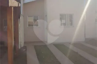 Casa  à venda com 2 quartos no condomínio bosque dos jatobás, são carlos - sp