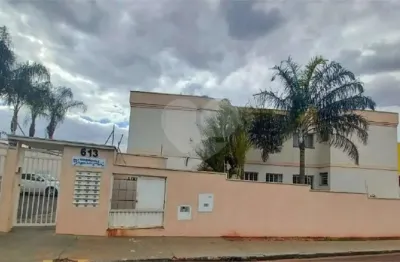 Apartamento à venda com 2 quartos no condomínio residencial bianchi, são carlos - sp