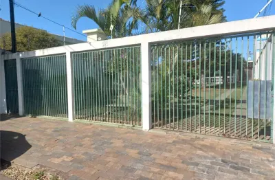 Casa à venda com 3 quartos, sendo 1 suíte,  em vila brasília, são carlos - sp