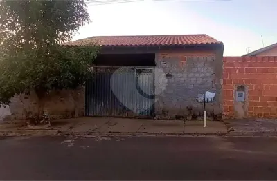 Casa à venda com 2 quartos em residencial deputado josé zavaglia, são carlos - sp