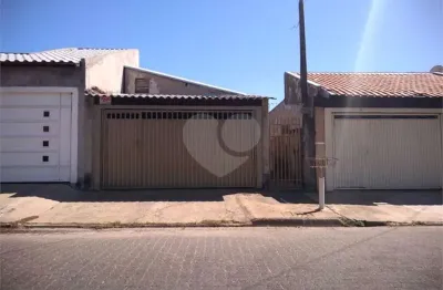 Casa com 2 quartos à venda na Rua Araraquara, Centro, Ibaté