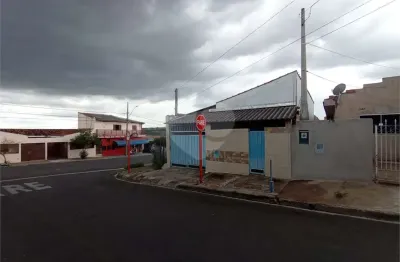 Casa à venda com 1 quarto, sendo 1 suíte,  em cidade aracy, são carlos - sp