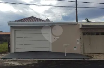 Casa à venda com 2 quartos, sendo 1 suíte,  em residencial parque douradinho, são carlos - sp