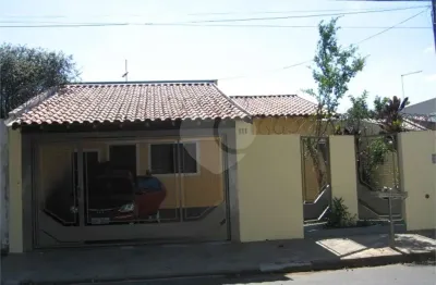 Casa à venda com 3 quartos, sendo 1 suíte,  em jardim ipanema, são carlos - sp