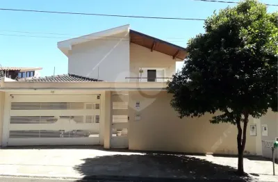 Sobrado à venda com 4 quartos, sendo 1 suíte,  em jardim santa elisa, são carlos - sp