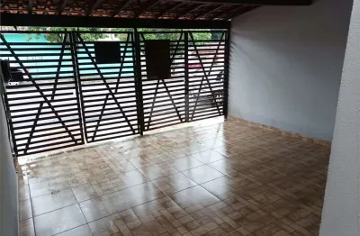 Casa térrea à venda com 3 quartos no centro, ibaté - sp