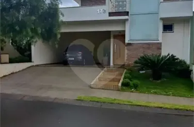 Casa  à venda com 3 quartos, sendo 3 suítes,  no condomínio village damha ii, são carlos - sp