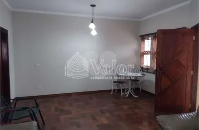 Casa à venda com 3 quartos, sendo 1 suíte,  em jardim macarengo, são carlos - sp