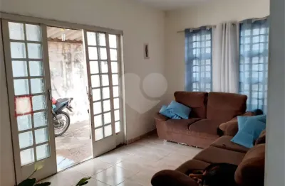 Casa à venda com 2 quartos, sendo 1 suíte,  em jardim são carlos 5, são carlos - sp