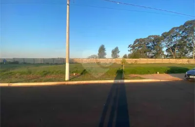 Terreno à venda no condomínio recanto do sabiá, são carlos - sp