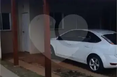 Casa  à venda com 2 quartos no condomínio bosque dos jatobás, são carlos - sp