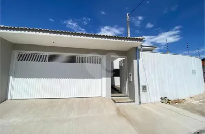 Casa à venda com 2 quartos, sendo 2 suítes,  em parque belvedere, são carlos - sp