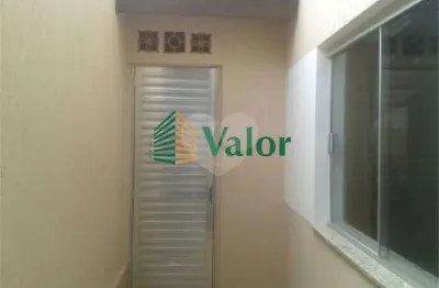 Casa à venda com 2 quartos, sendo 1 suíte,  em vila faria, são carlos - sp