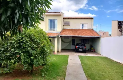 Sobrado à venda com 2 quartos, sendo 2 suítes,  em residencial itamarati, são carlos - sp