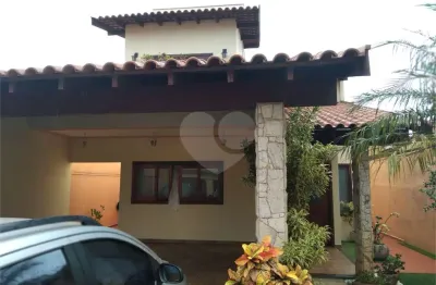 Sobrado à venda com 3 quartos, sendo 2 suítes,  em vila prado, são carlos - sp