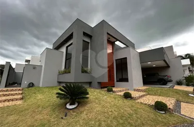 Casa  à venda com 3 quartos, sendo 3 suítes,  no condomínio damha iii, são carlos - sp