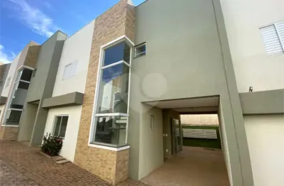 Casa  à venda com 3 quartos, sendo 1 suíte,  no condomínio village saint germain, são carlos - sp