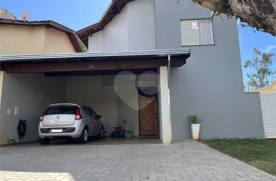Casa  à venda com 4 quartos, sendo 1 suíte,  no condomínio grand ville, são carlos - sp