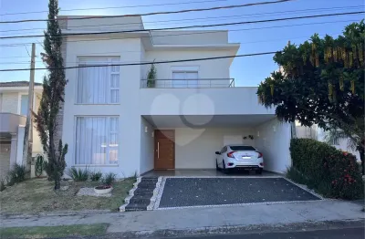Casa  à venda com 3 quartos, sendo 2 suítes,  no condomínio quebec, são carlos - sp
