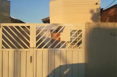 Casa à venda com 2 quartos em cidade aracy, são carlos - sp