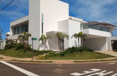 Casa  à venda com 4 quartos, sendo 4 suítes,  no condomínio residêncial damha iii, são carlos - sp