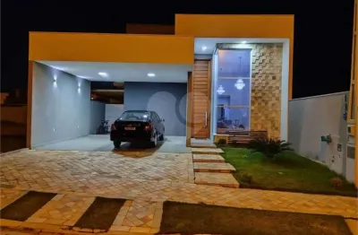 Casa  à venda com 4 quartos, sendo 1 suíte,  no condomínio faixa azul, são carlos - sp