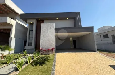 Casa  à venda com 3 quartos, sendo 3 suítes,  no condomínio parque faber iv, são carlos - sp