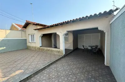 Casa à venda com 3 quartos, sendo 1 suíte,  em vila boa vista, são carlos - sp