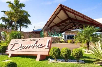 Casa  à venda com 3 quartos, sendo 3 suítes,  no condomínio damha i, são carlos - sp
