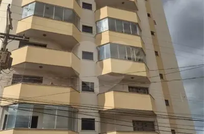 Apartamento à venda com 3 quartos, sendo 1 suíte,  no condomínio demetrio mitre, são carlos - sp