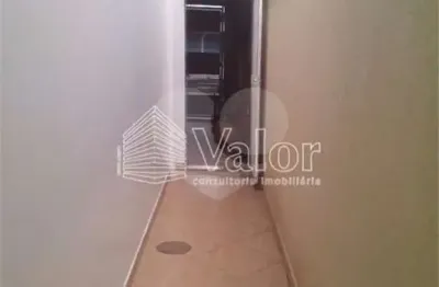Casa à venda com 3 quartos, sendo 1 suíte,  em planalto paraíso, são carlos - sp