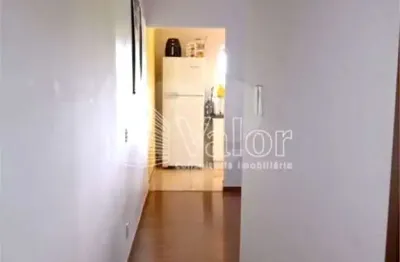 Casa à venda com 2 quartos, sendo 1 suíte,  em jardim medeiros, são carlos - sp