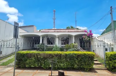 Casa à venda com 4 quartos, sendo 1 suíte,  no centro, são carlos - sp