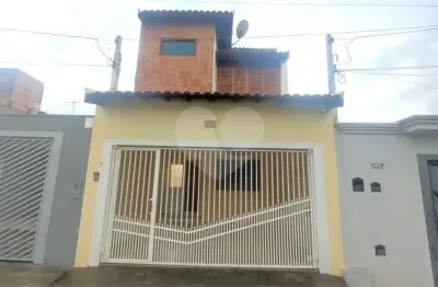 Casa à venda com 3 quartos, sendo 1 suíte,  em portal do sol, são carlos - sp