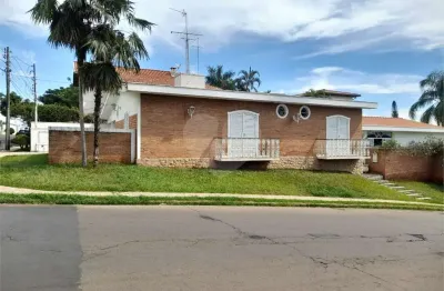 Casa à venda com 3 quartos, sendo 2 suítes,  em parque santa mônica, são carlos - sp