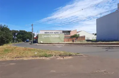 Terreno à venda na Avenida Clemente Talarico, Jardim Embaré, São Carlos
