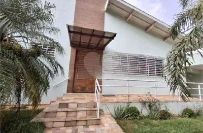 Casa à venda com 3 quartos, sendo 2 suítes,  em jardim macarengo, são carlos - sp
